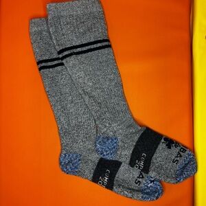 Bombas Men's Targeted Compression 20-30Performance Calf Socks 1 Pair Size Medium